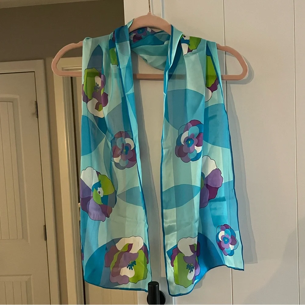 Anne Klein 100% Silk Scarf - Picture 2 of 6